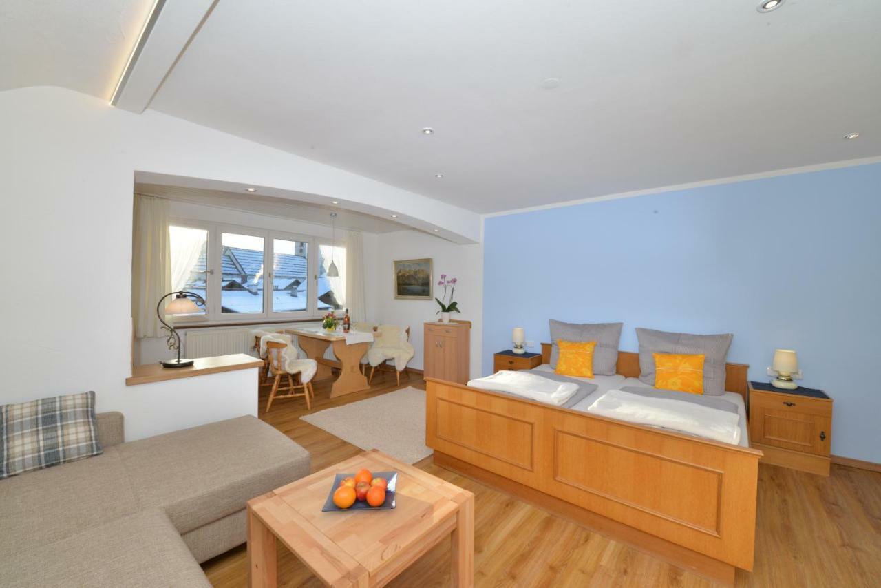 אוברסטדורף Gaestehaus Maxheim מראה חיצוני תמונה